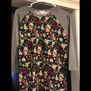 Size M lularoe Randy. Grey with floral